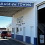 Oakley's Garage & Towing