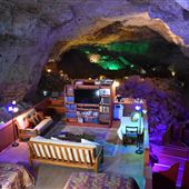 Grand Canyon Caverns & Inn