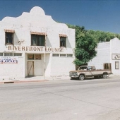 Riverfront Lounge