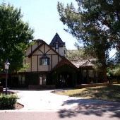 Gilbert off Lindsey - Homes